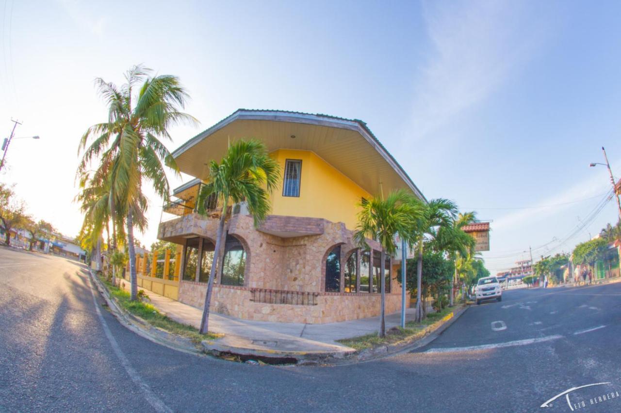 Hotel La Punta Puntarenas Exterior foto